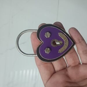 Henri Bendel Key Ring